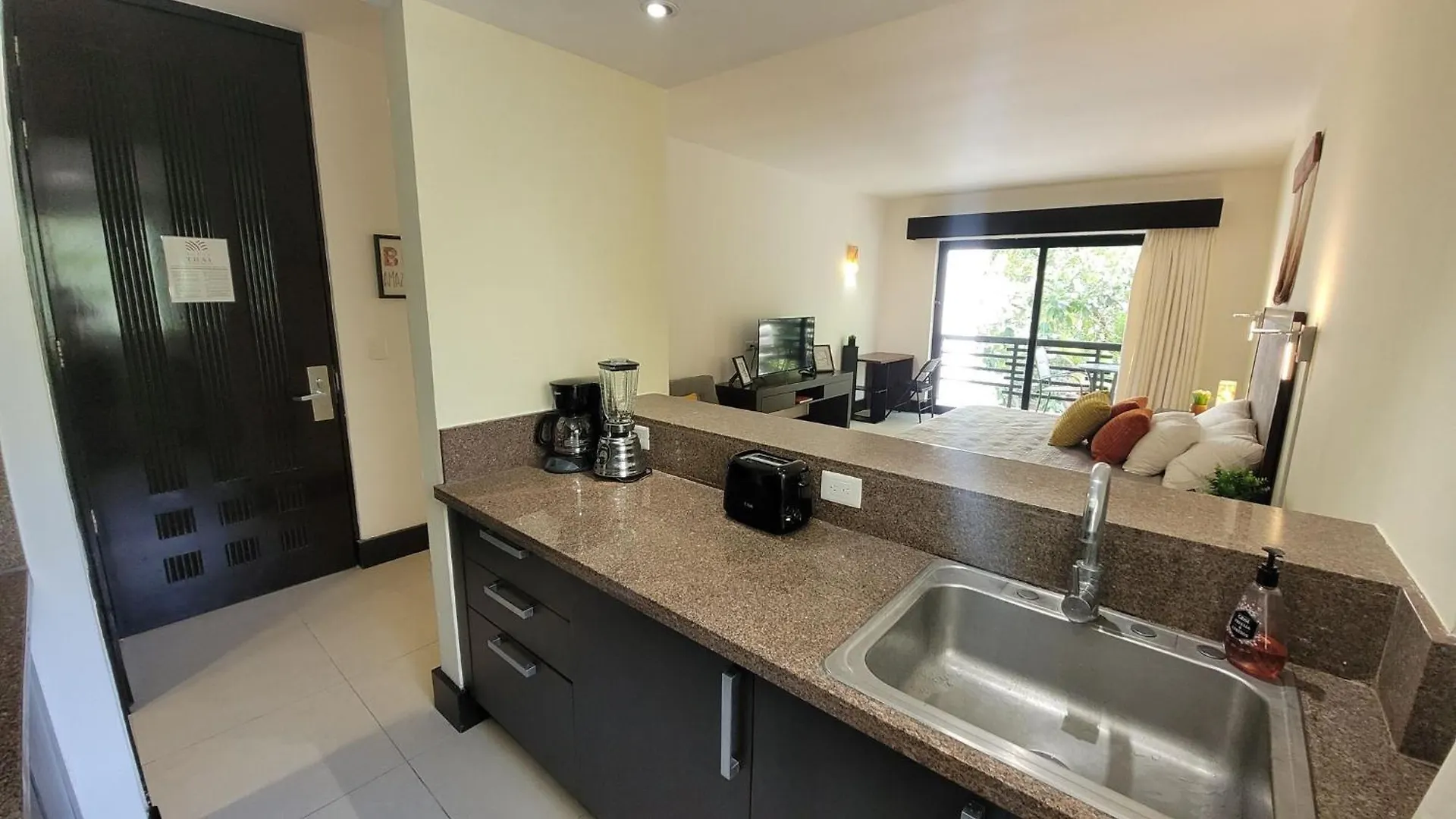 Very Good Vibes Apartmen In Pdc, Steps From Beach דירה פלאייה דל כרמן